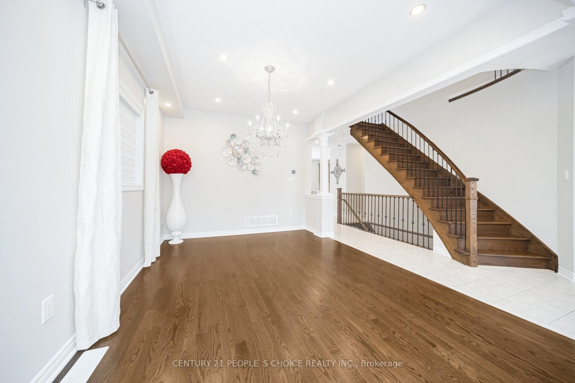 263 Vellore Avenue photo 45
