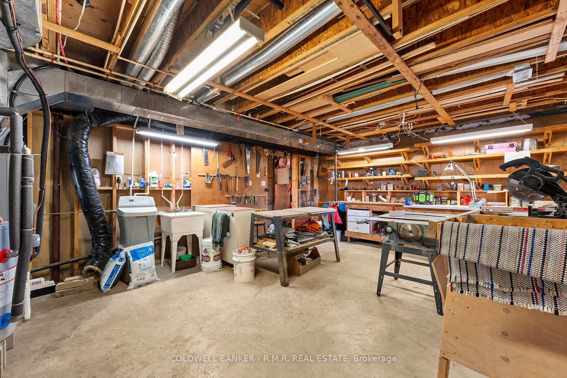 60 Everett Road photo 36