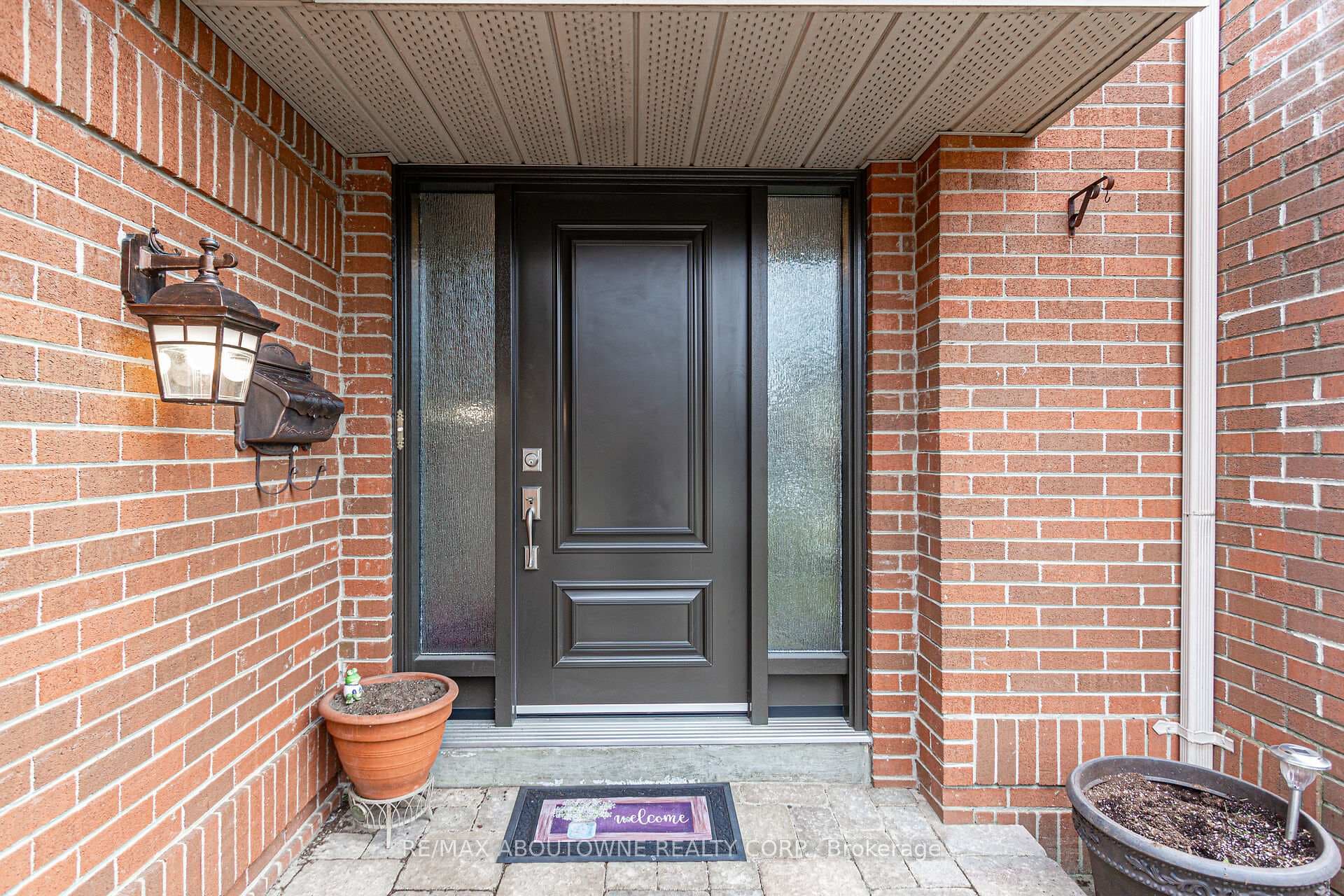 44 Milford Crescent photo 2