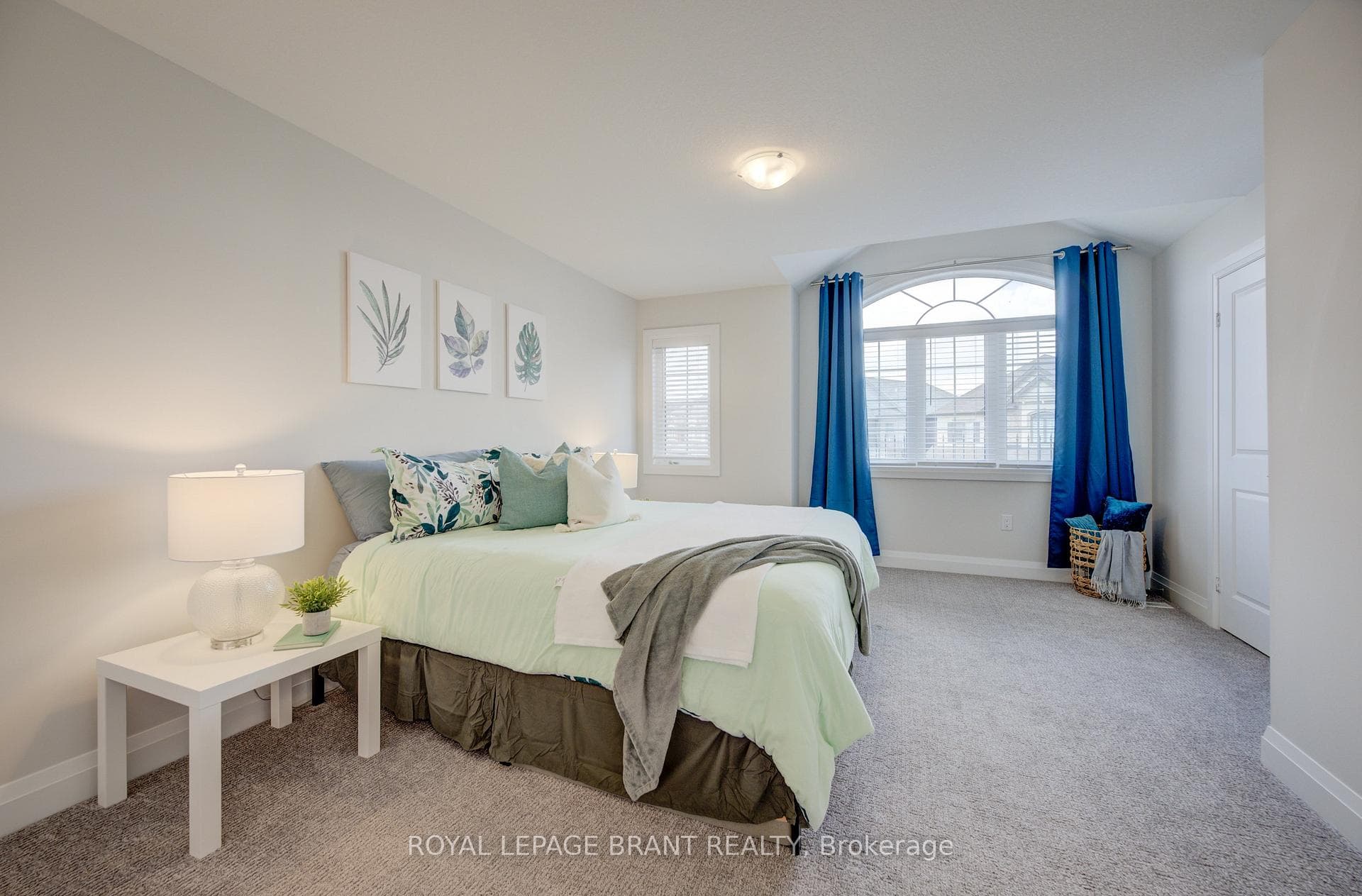 76 Pace Avenue photo 31