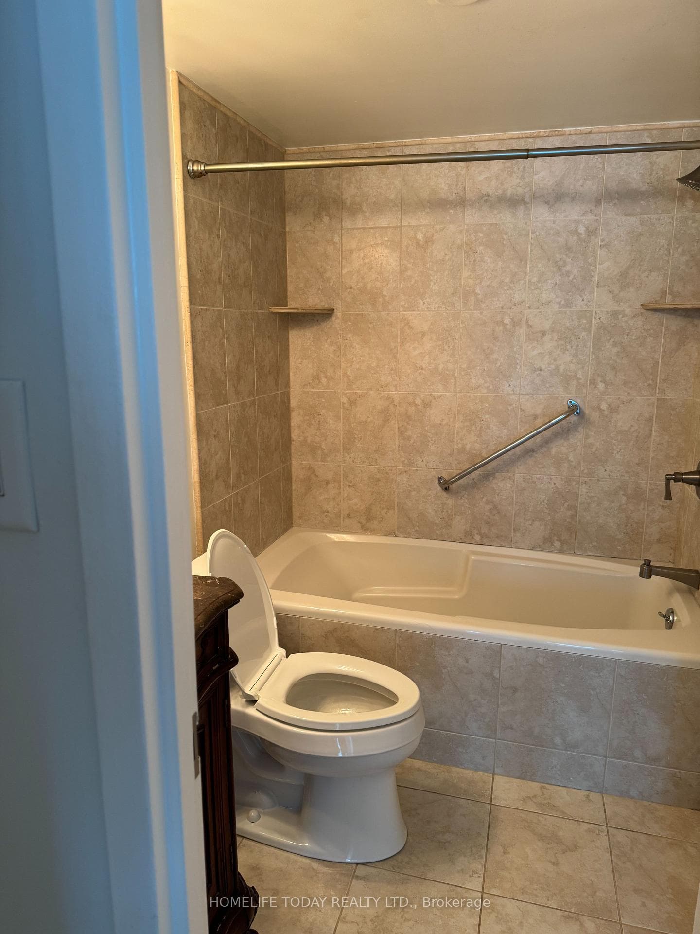 10 Yonge Street Unit 2704 photo 32