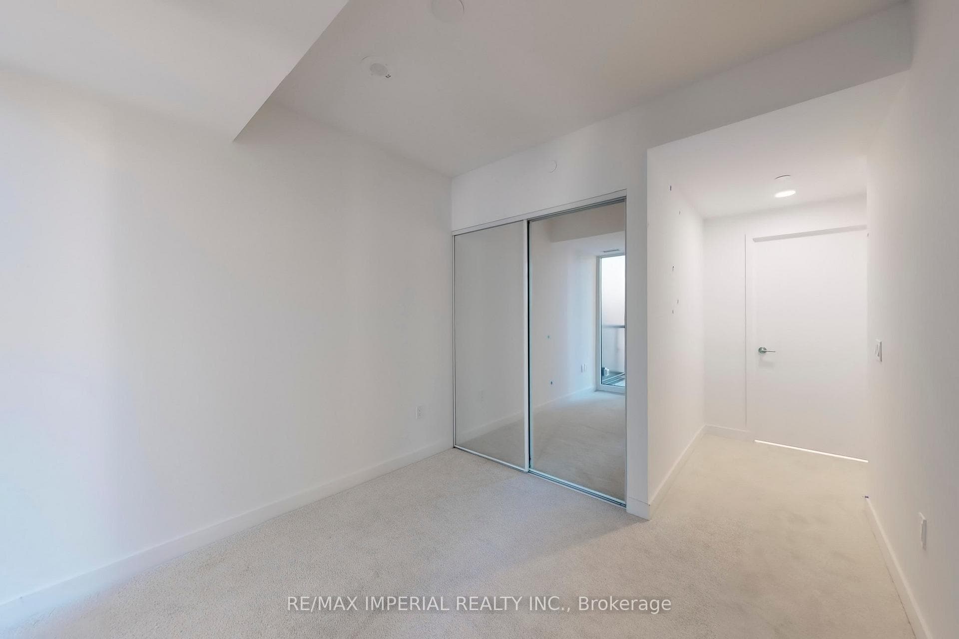 238 Simcoe Street Unit 2904 photo 20