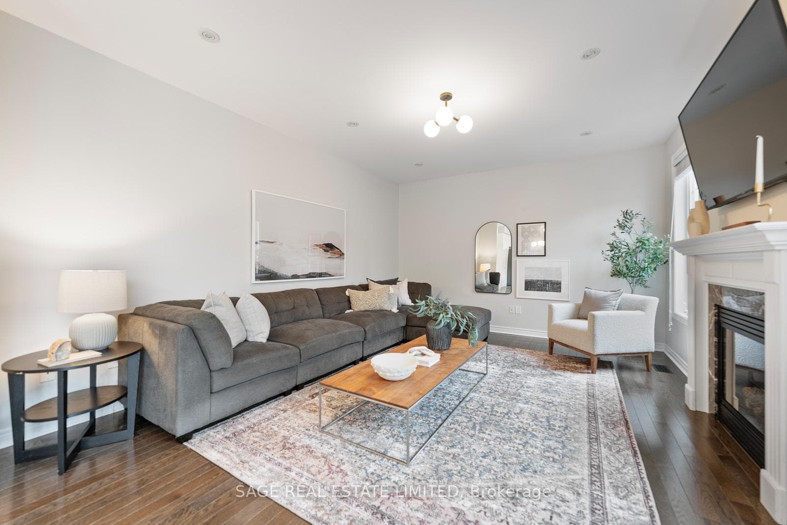 43 Bignell Crescent photo 22