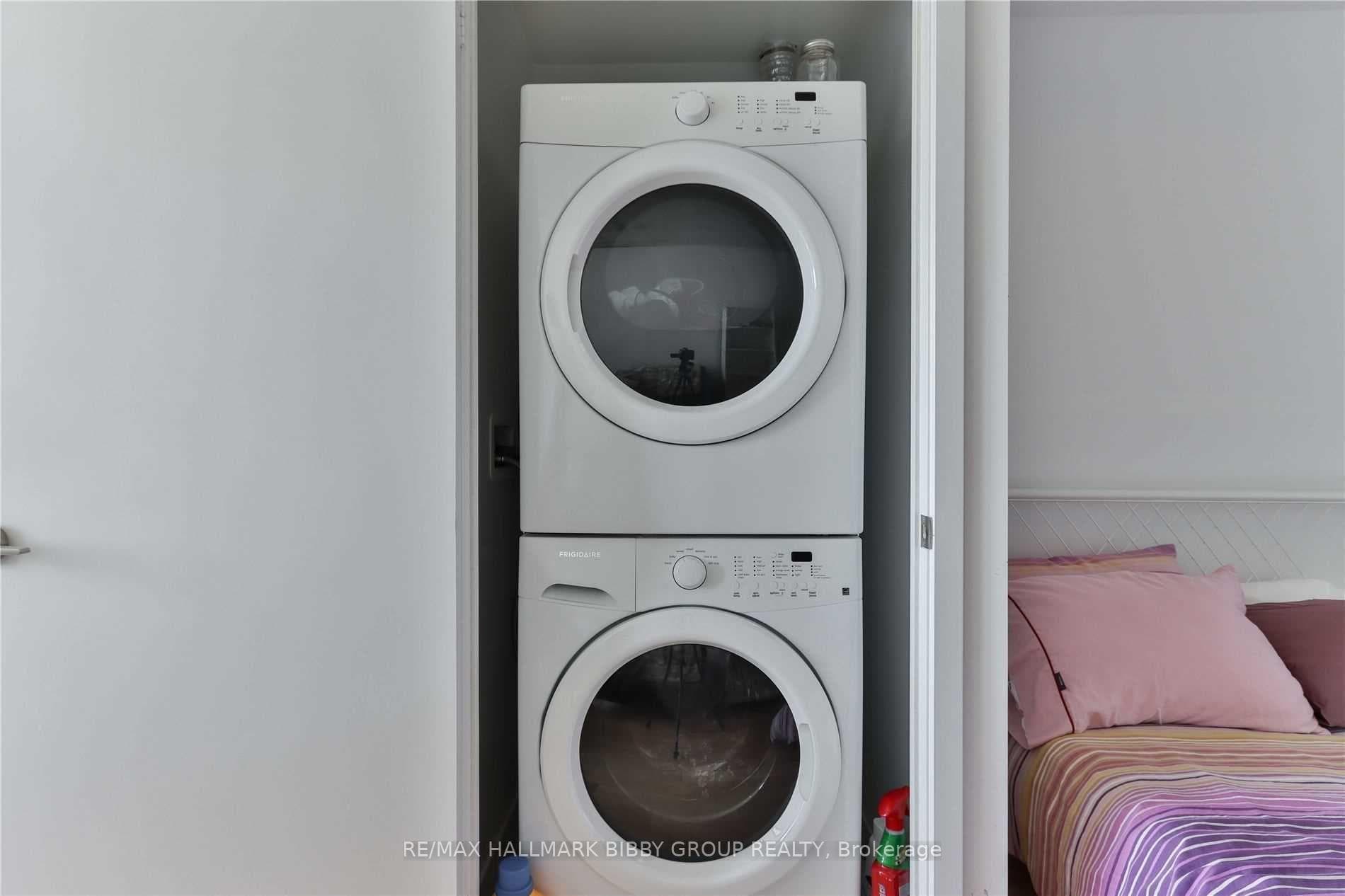 1190 Dundas Street Unit 708 photo 9