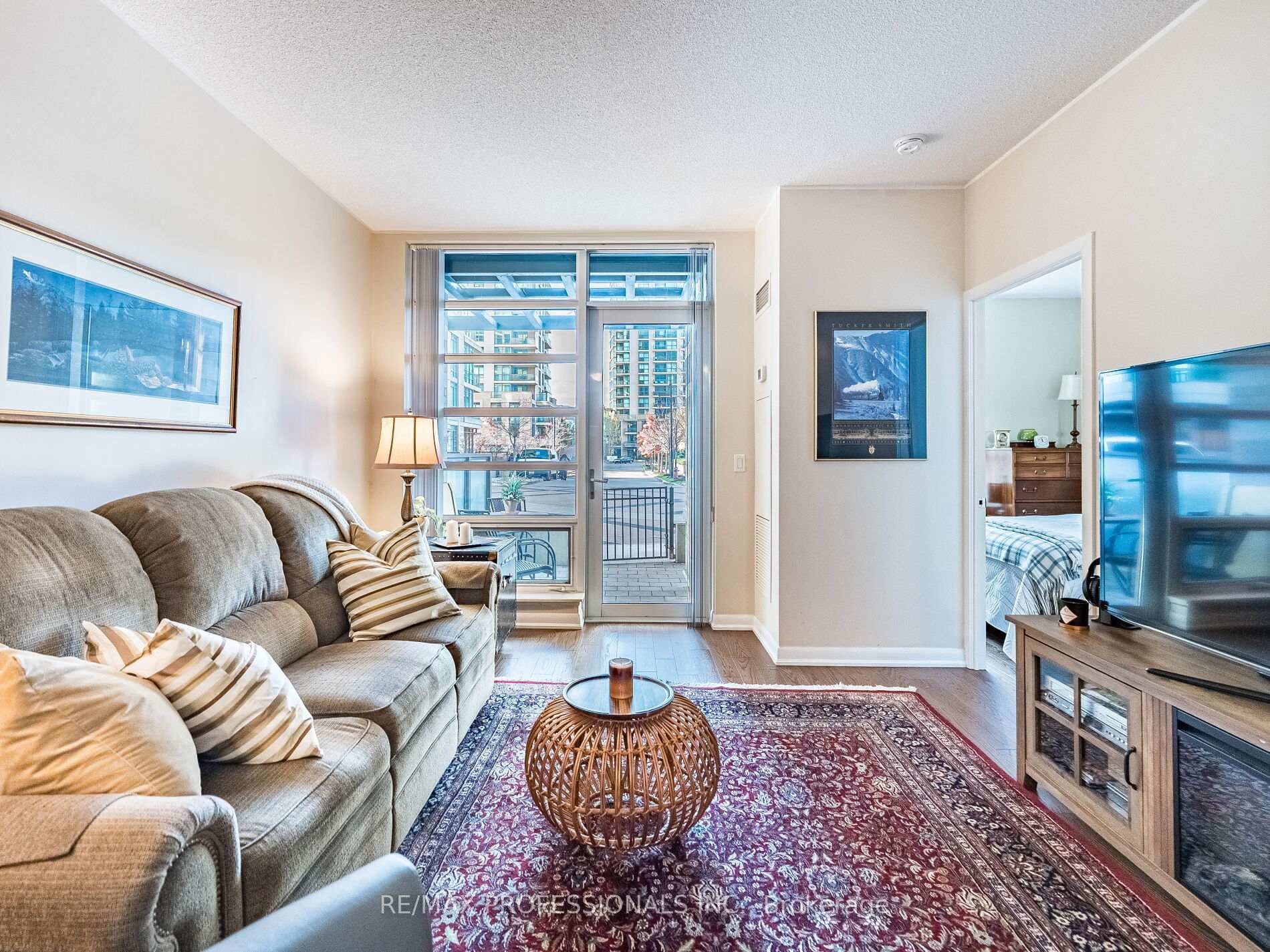 205 Sherway Gardens Road Unit 105 photo 16