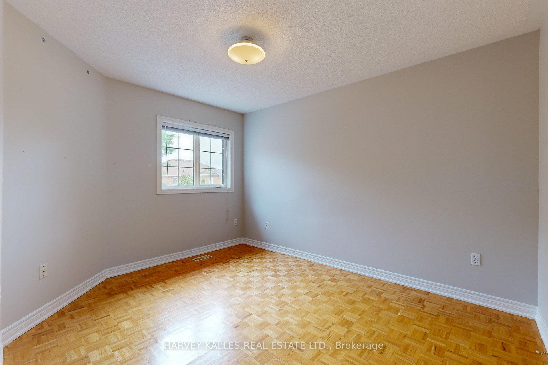 9 Agostino Crescent photo 24
