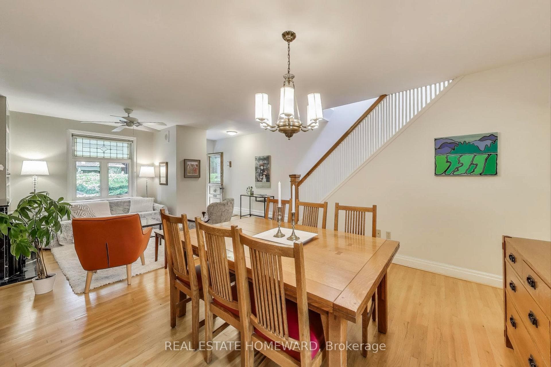 92 Dearbourne Avenue photo 8