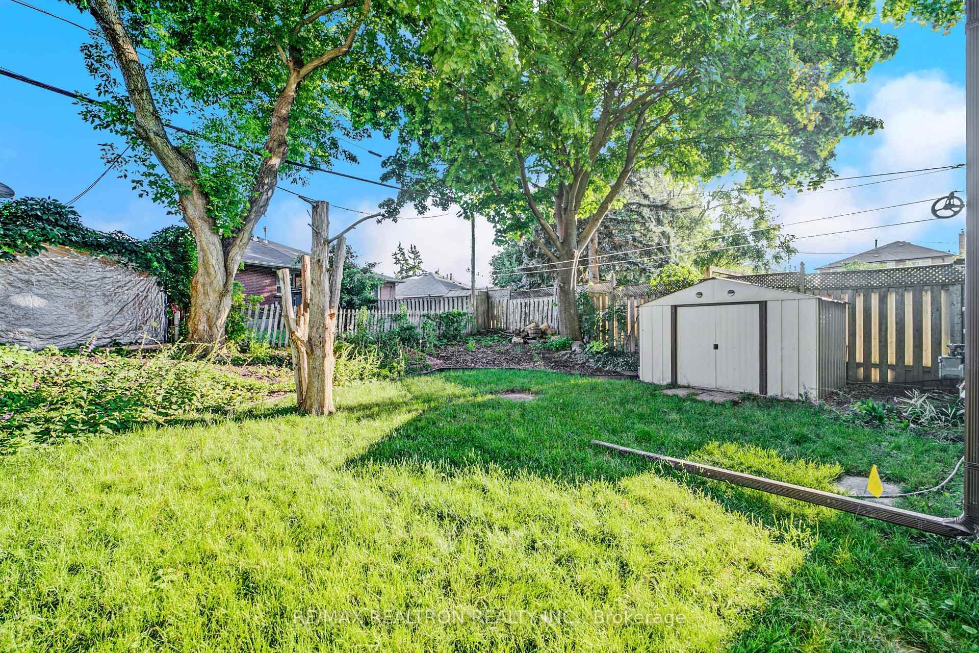 152 Cherrywood Drive photo 3