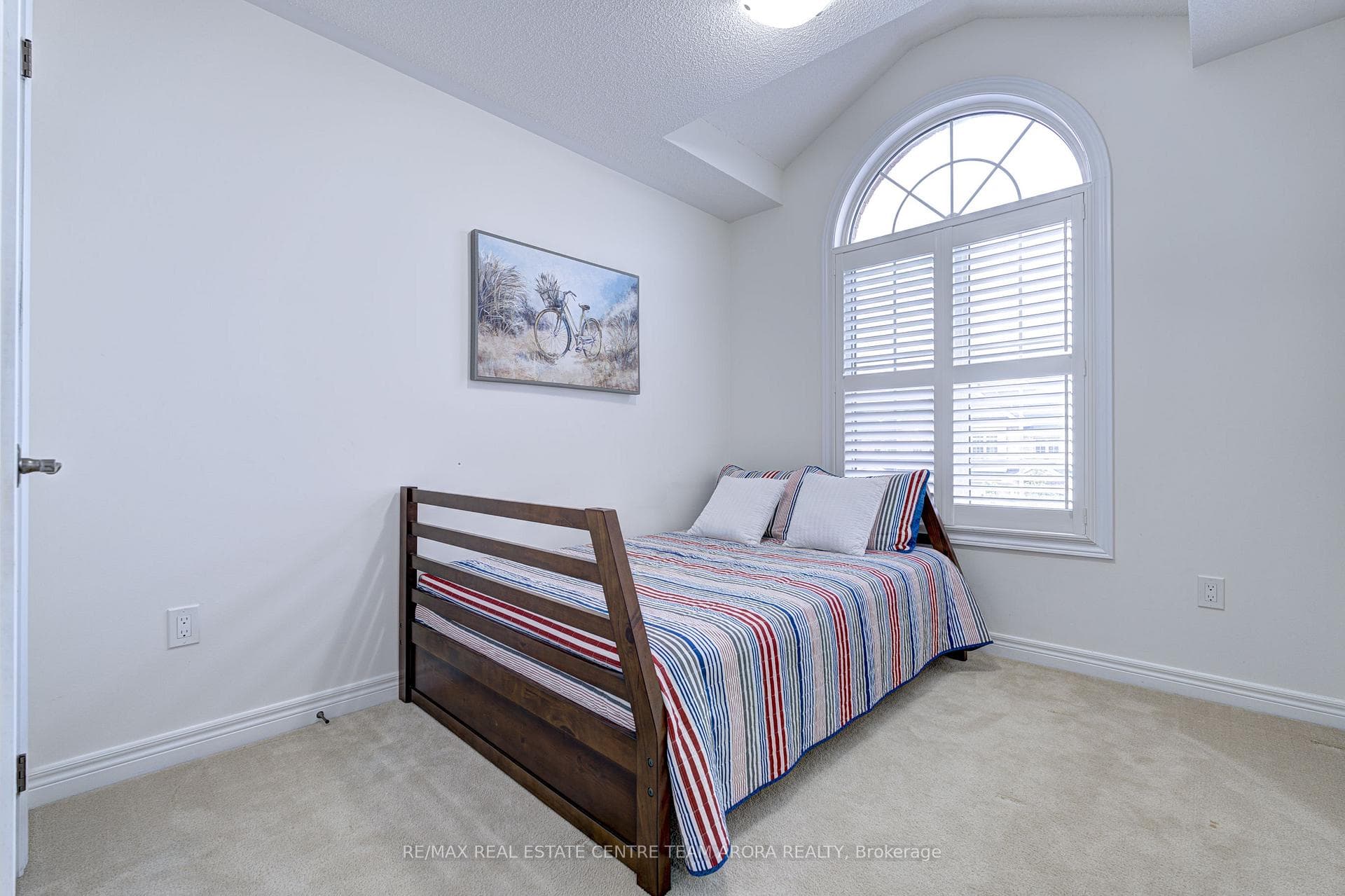 13 Ebury Drive photo 26