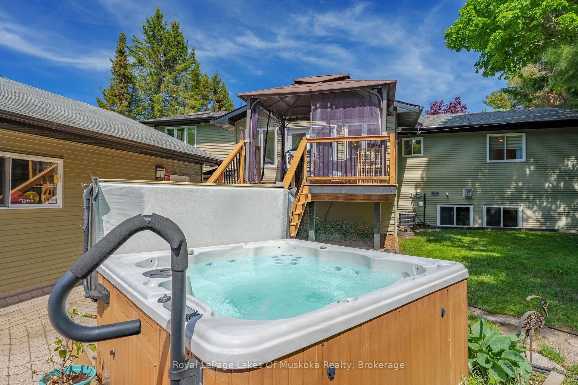 46 Meadow Heights Drive photo 32
