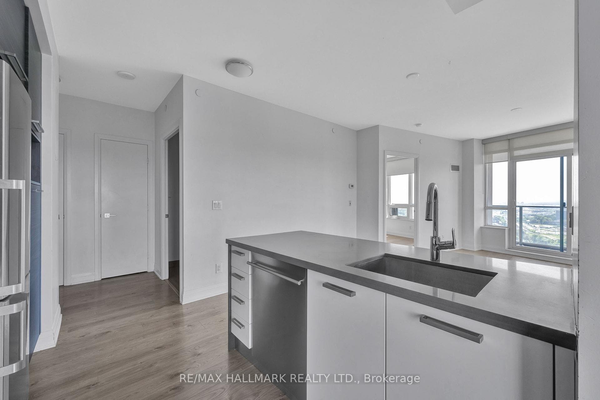 36 Park Lawn Road Unit 3205 photo 17