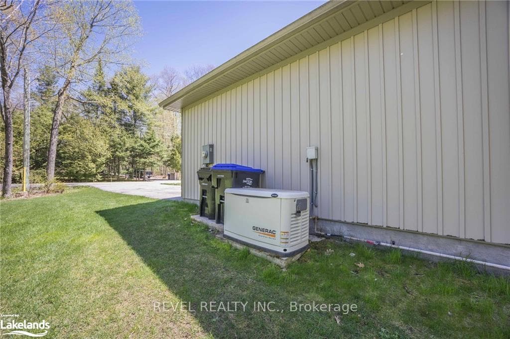 70 Moreau Parkway photo 35