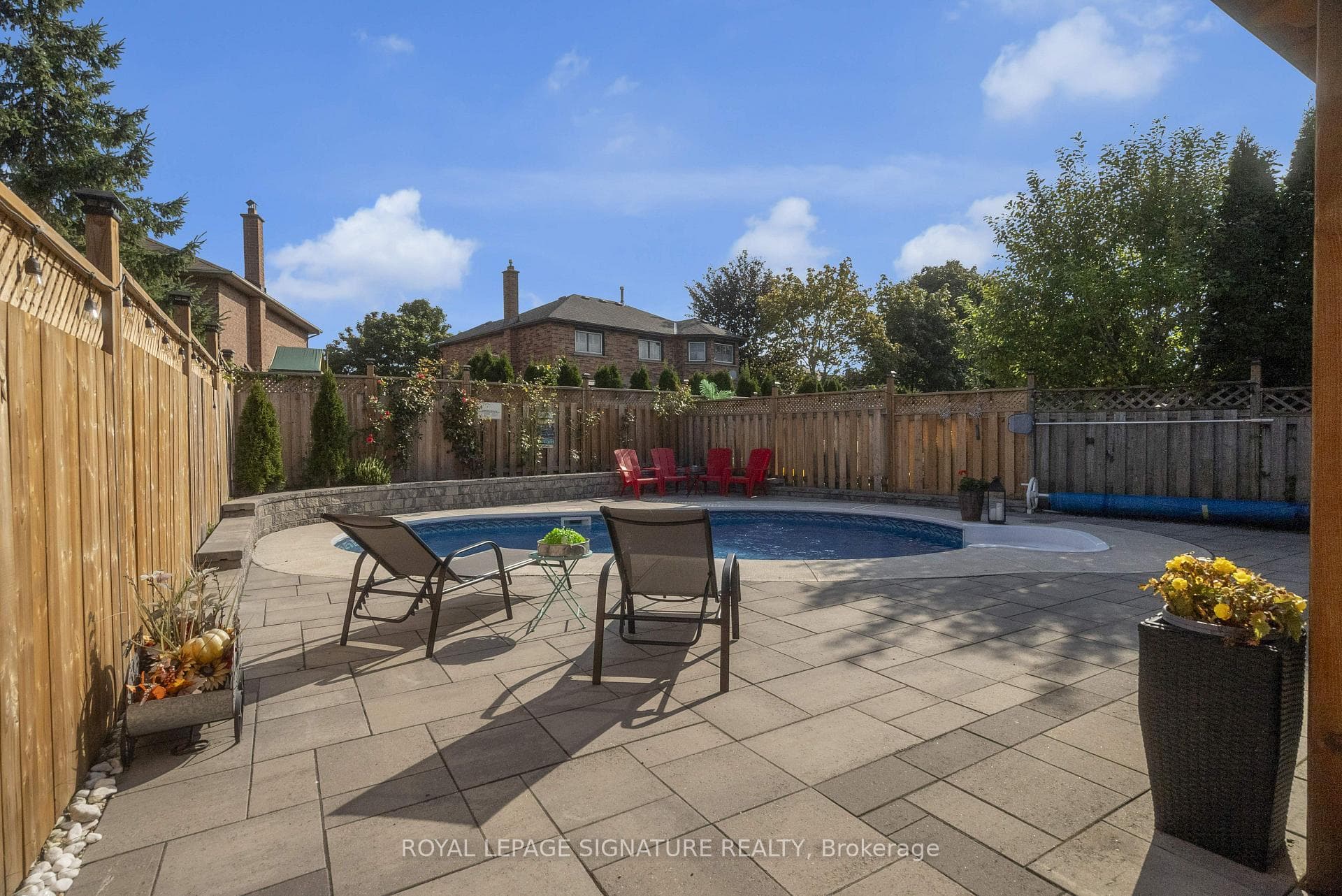 70 Wyndfield Crescent photo 37