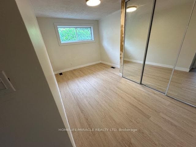 539 Stafford Drive photo 8