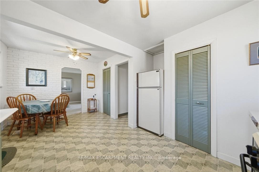 89 Charlotte Street photo 12