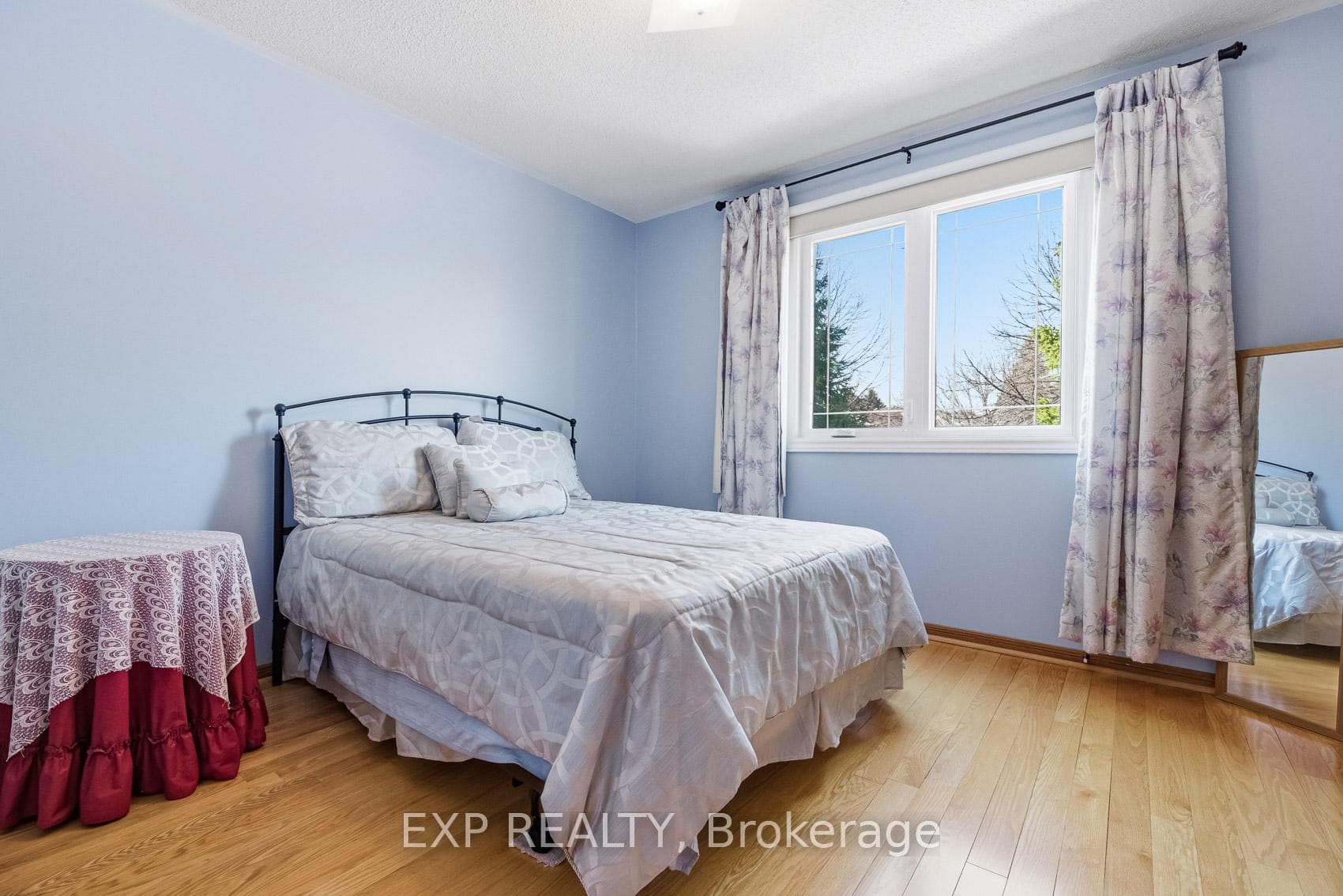81 Southgate Crescent photo 24