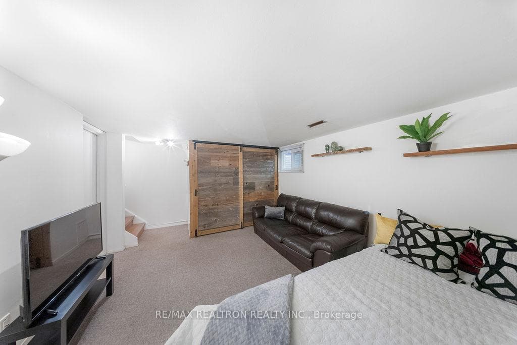 1 Davisbrook Boulevard Unit 12 photo 43