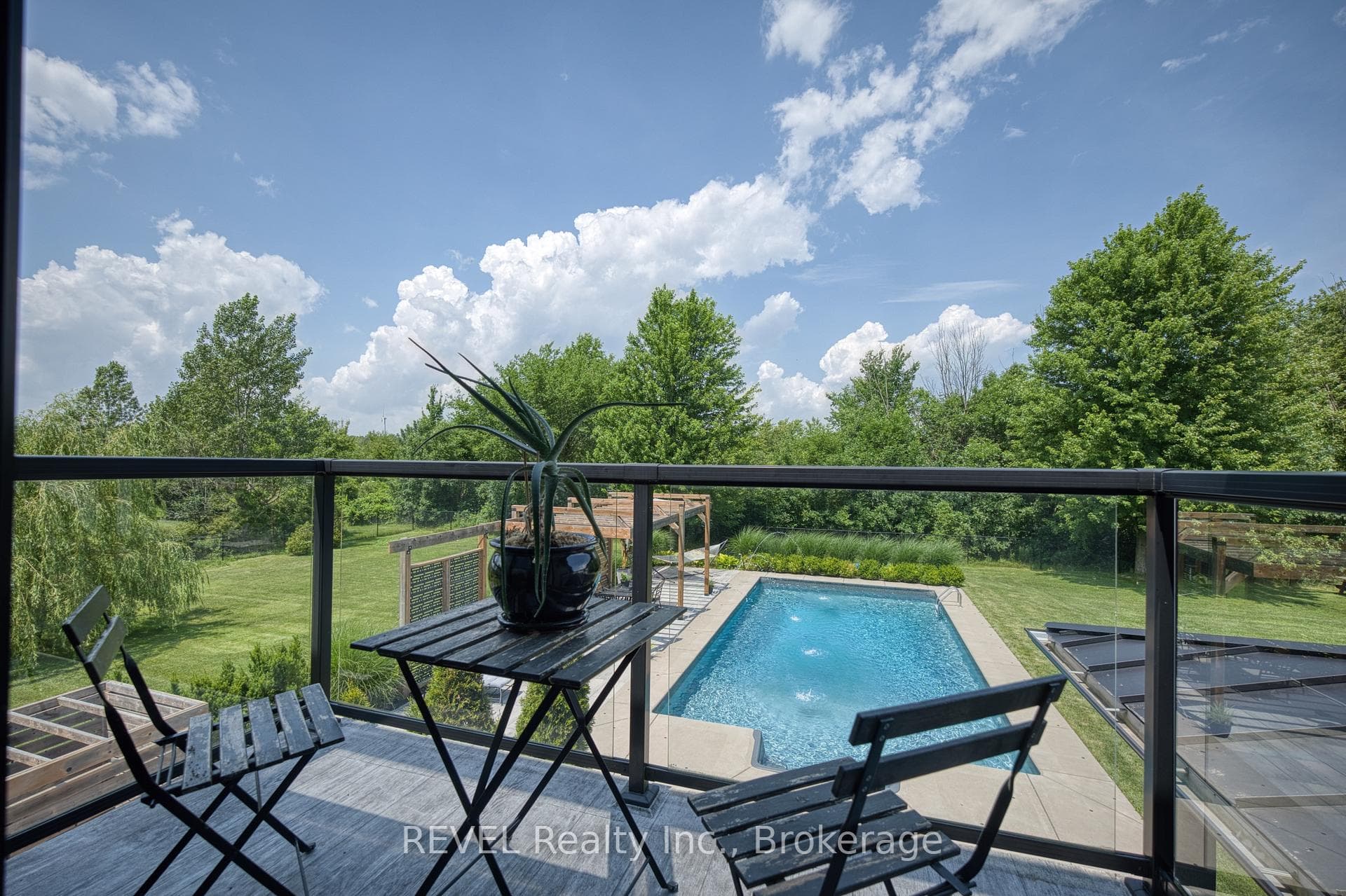 1009 Canboro Road photo 26