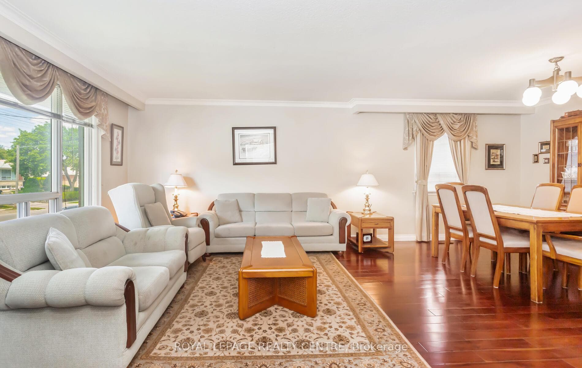 61 Jeffcoat Drive photo 7