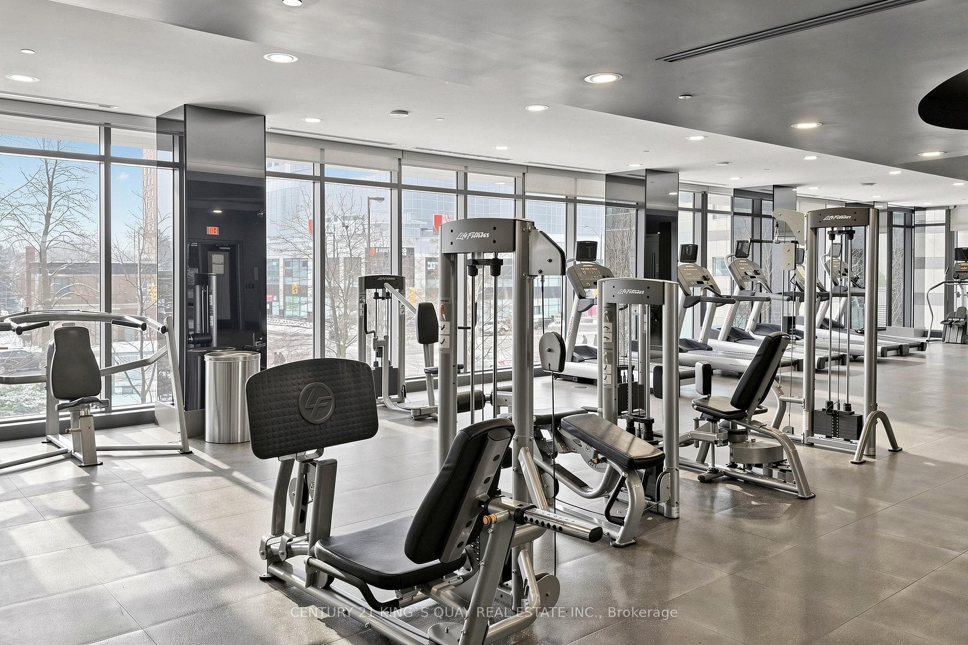 5168 Yonge Street Unit LPH101 photo 39