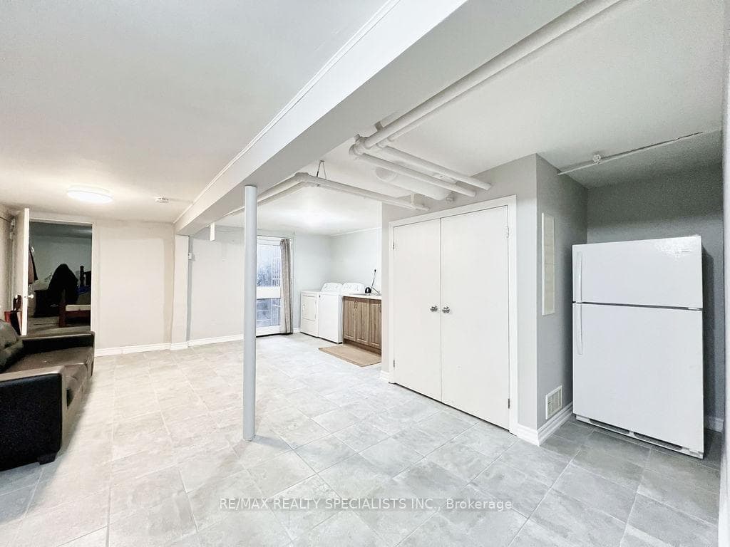 21 Foxley Street photo 4
