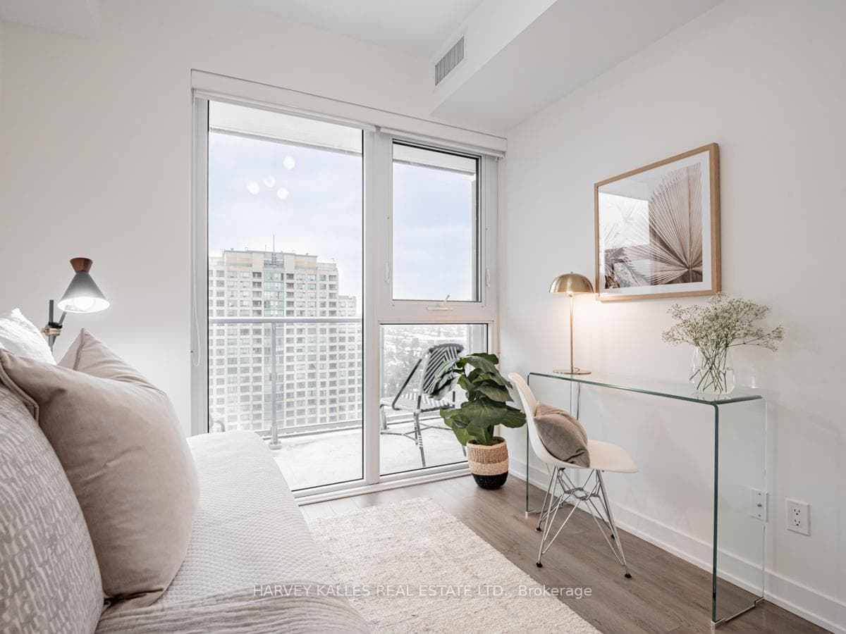 5180 Yonge Street Unit 1107 photo 15