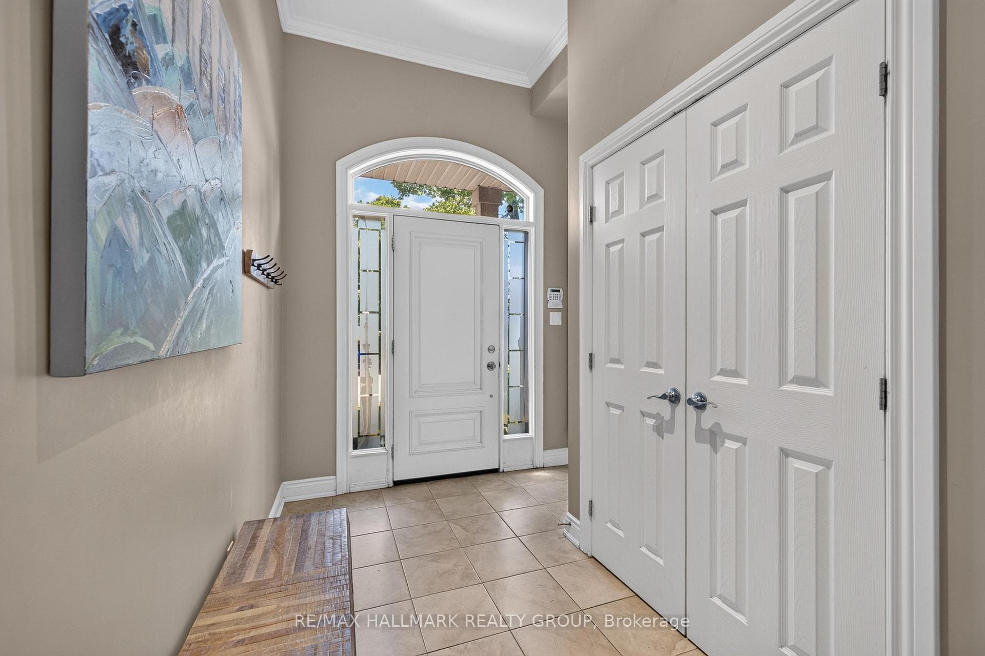 856 Norton Avenue photo 2