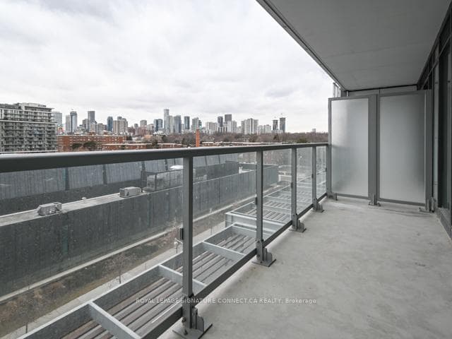 225 Sumach Street Unit 506 photo 17