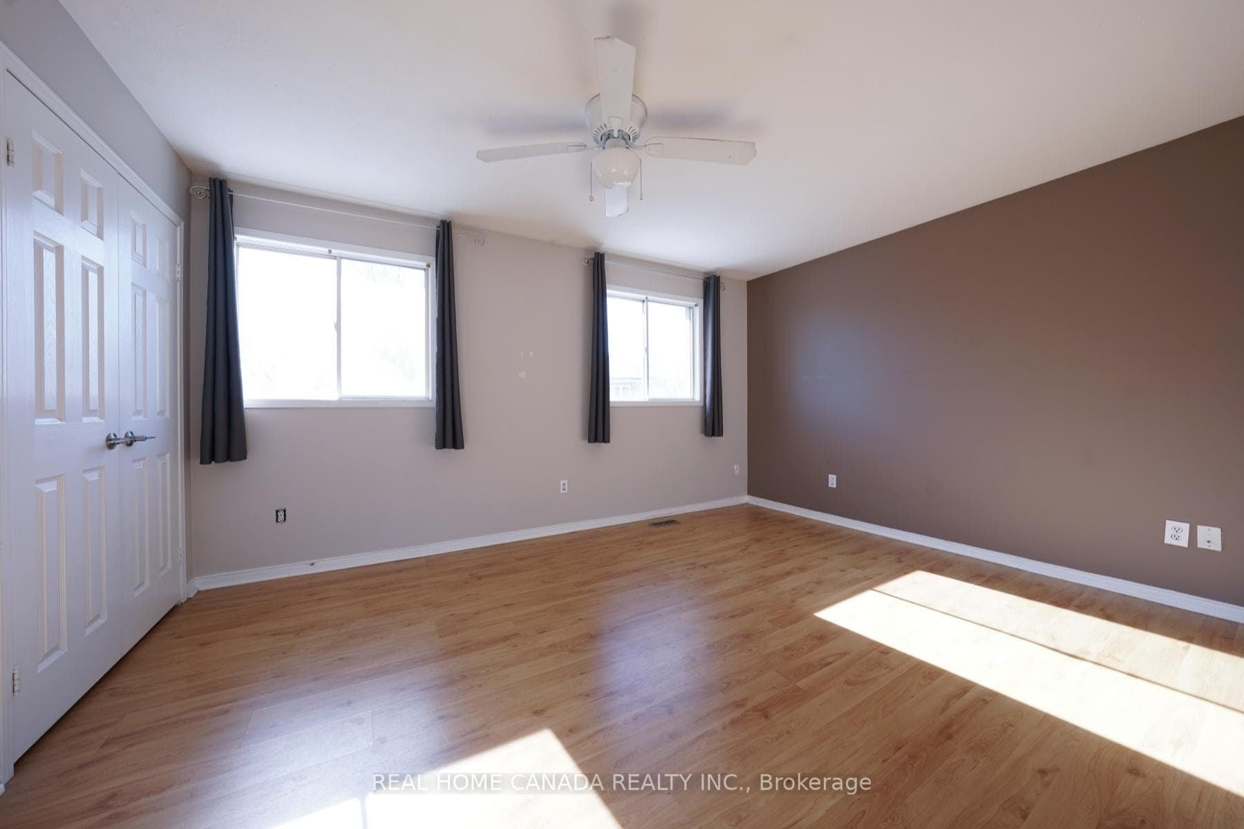 2320 Dalebrook Drive photo 8