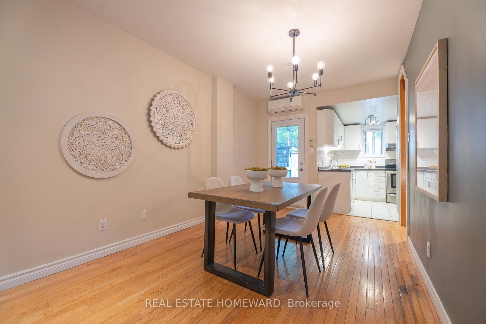 251 Boston Avenue photo 9
