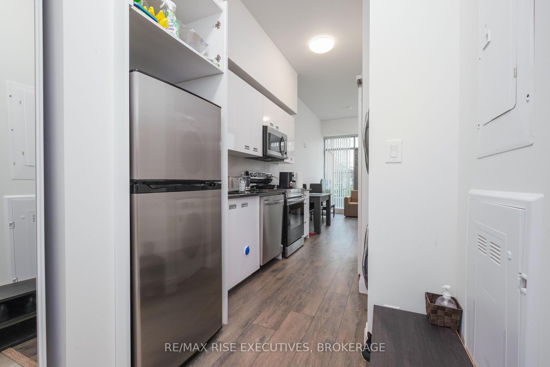 652 Princess Street Unit 106 photo 5