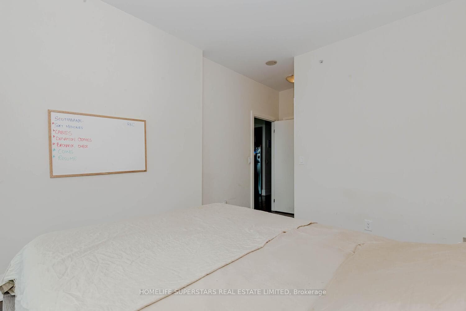 45 Yorkland Boulevard Unit 902 photo 28