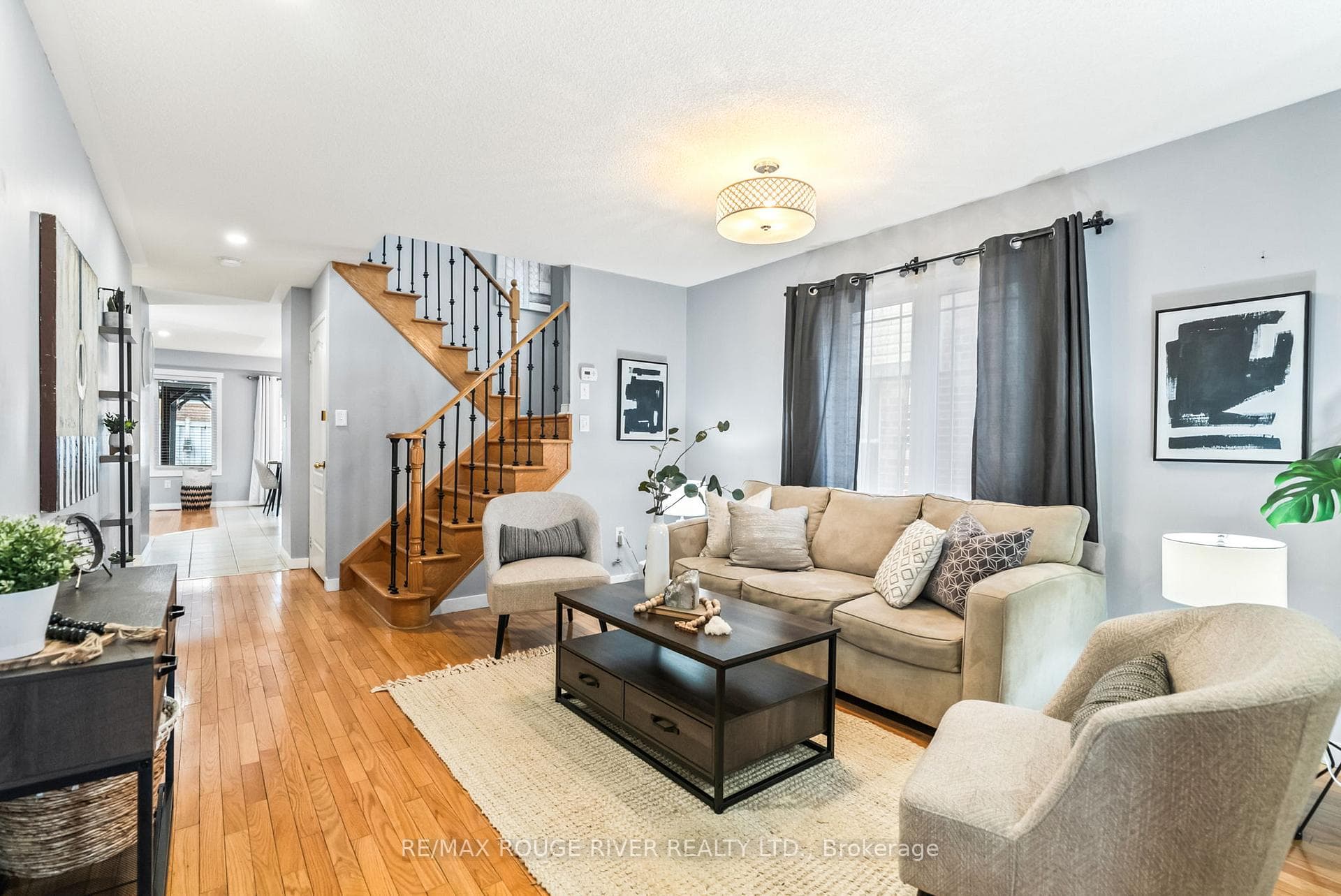 22 Thackery Drive photo 5