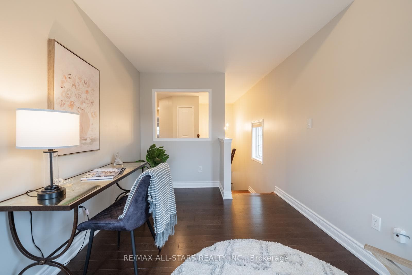 98 Duffin Drive photo 20