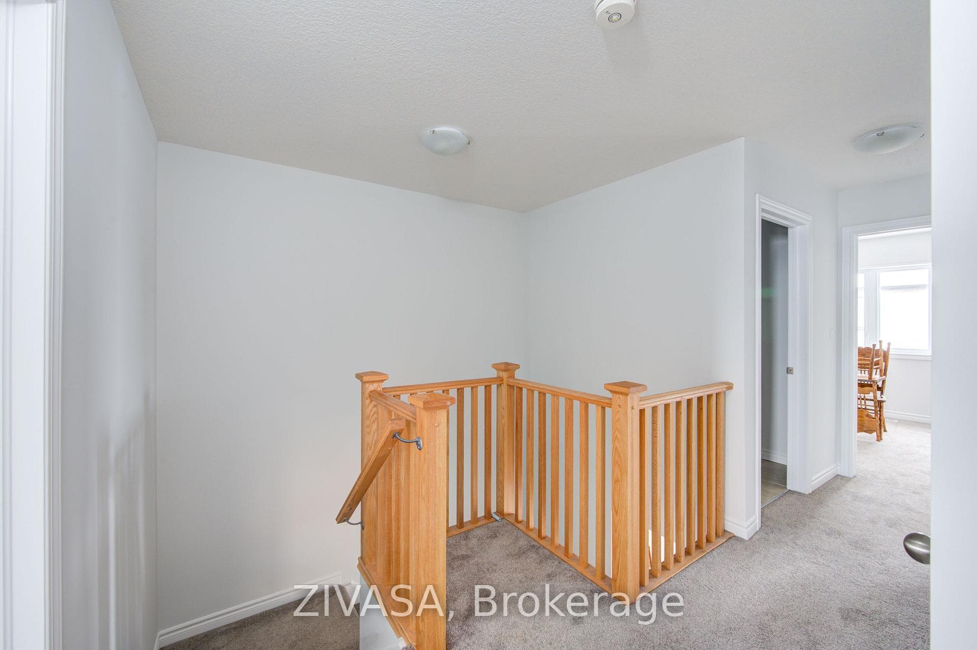 3025 Turner Crescent photo 15