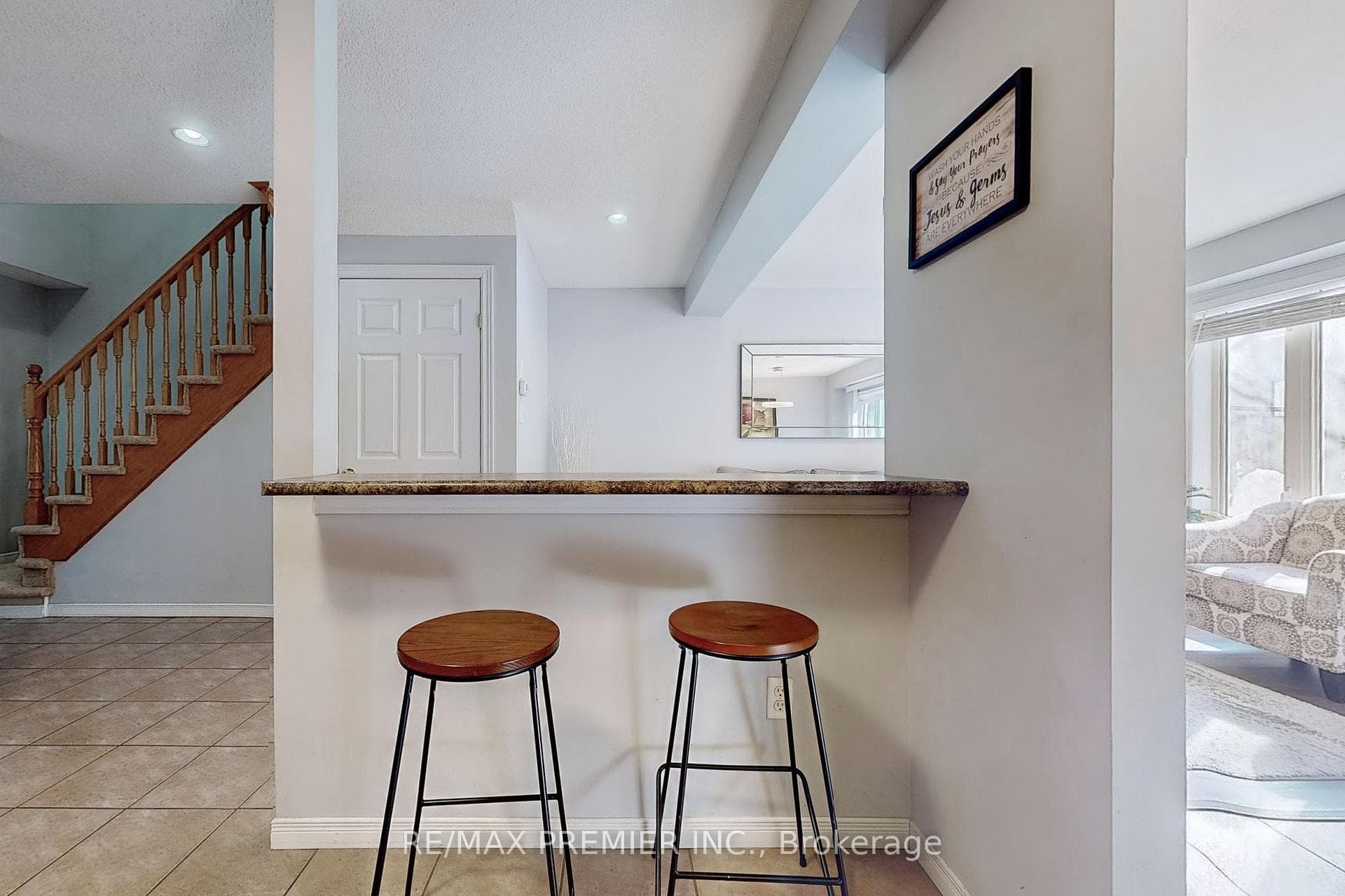 1771 Upper Wentworth Street Unit 34 photo 14