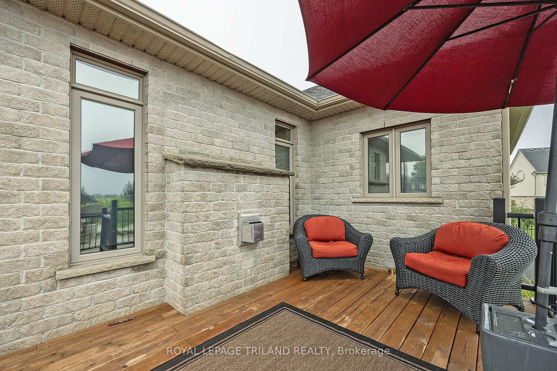 136 Woodholme Close photo 33