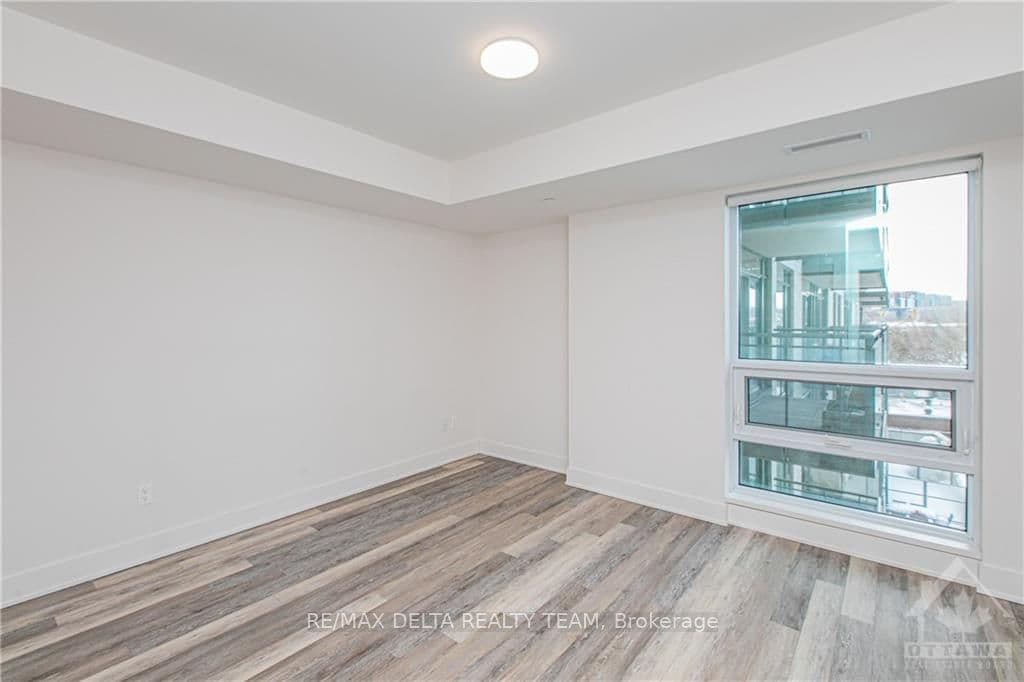 411 MACKAY Street Unit 516 photo 17