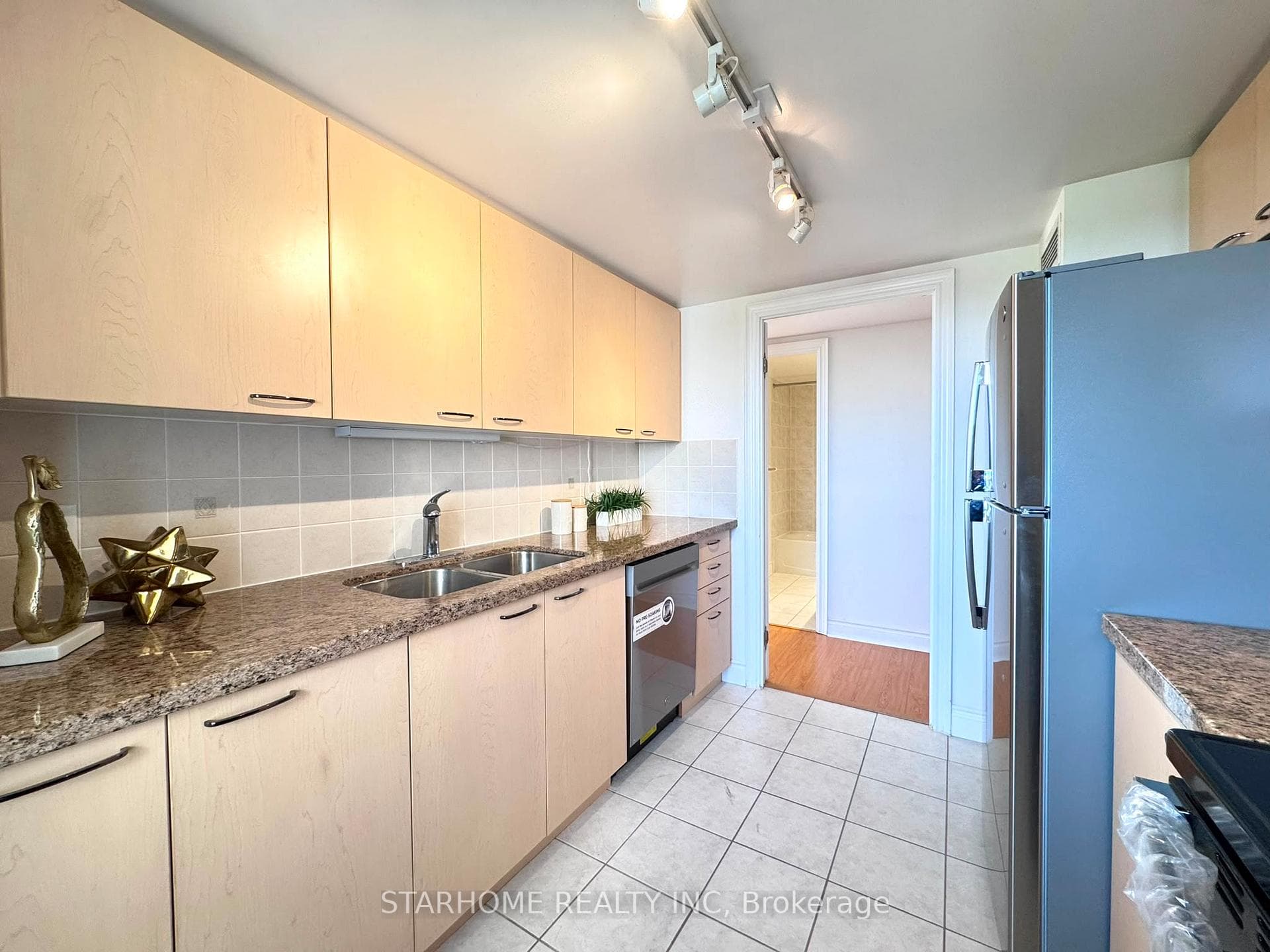 Kitchen in a separate room with door