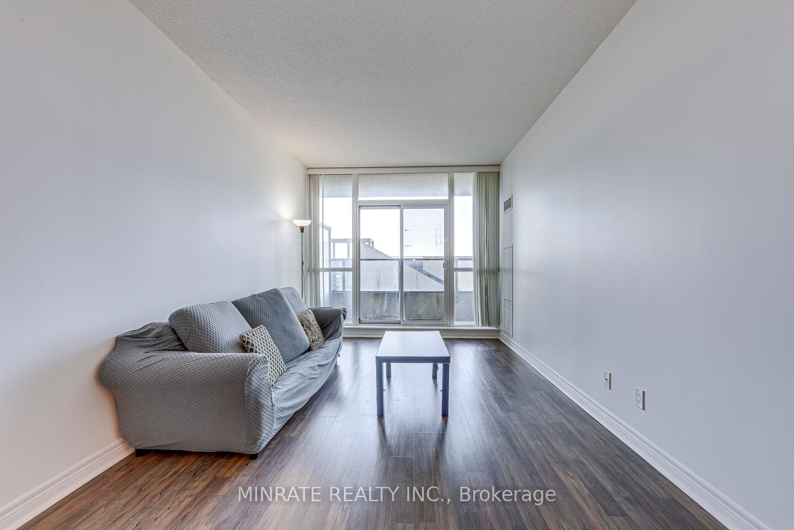 339 Rathburn Road Unit 309 photo 8