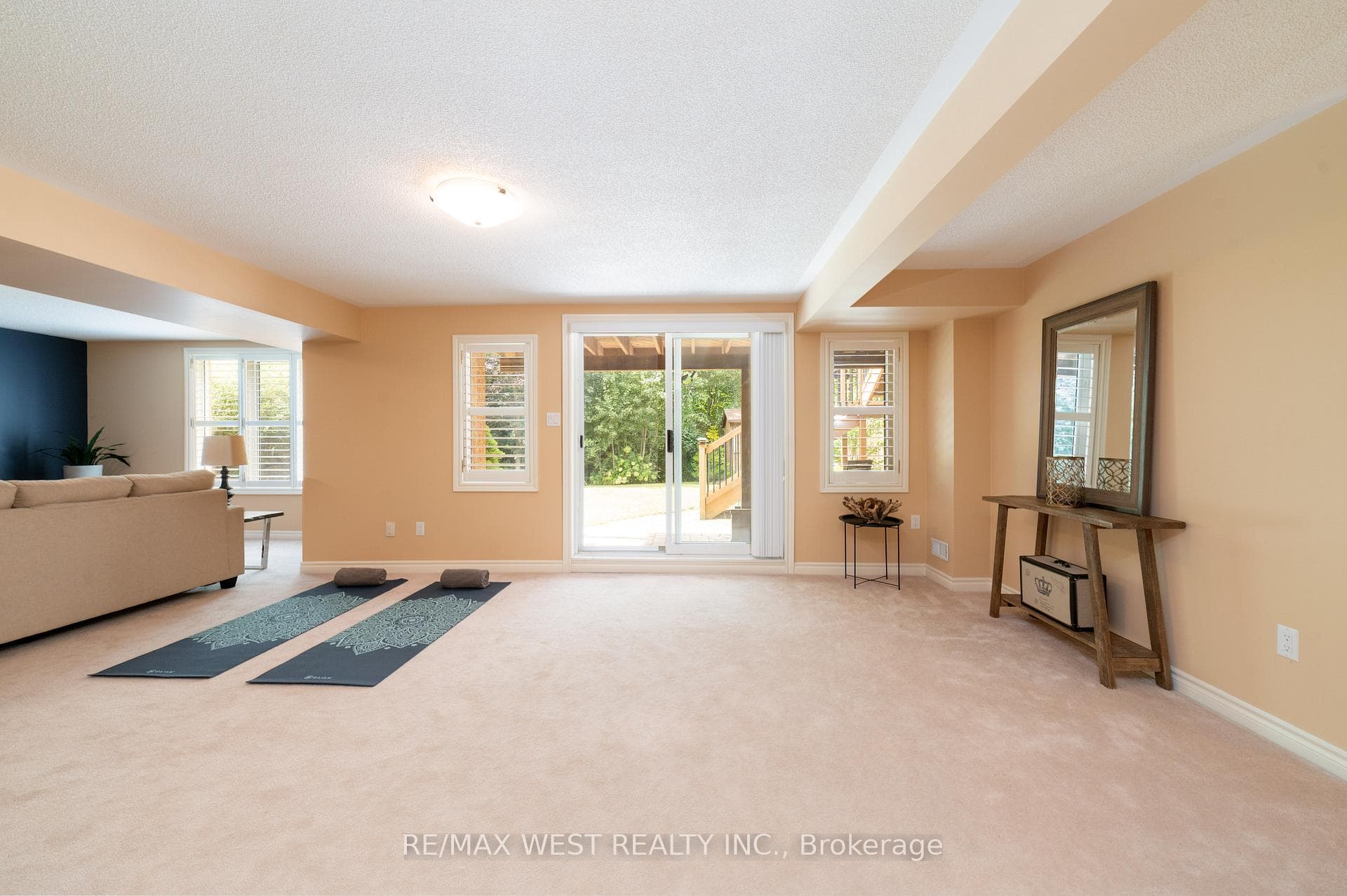 1876 Falconwood Way photo 27