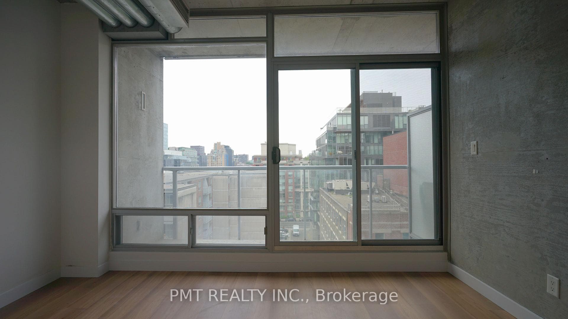 169 John Street Unit 803 photo 9