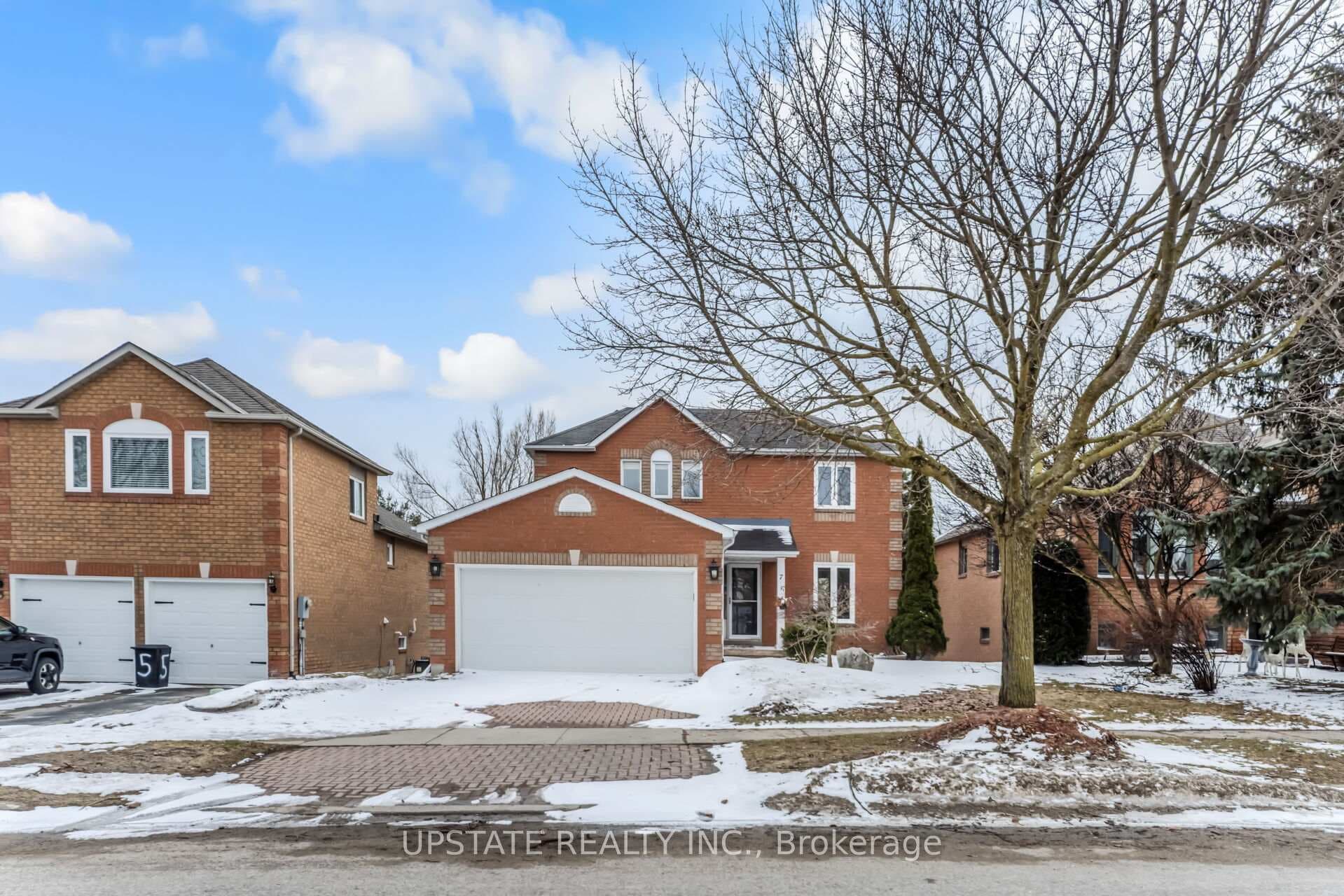 7 Birchway Place photo 2