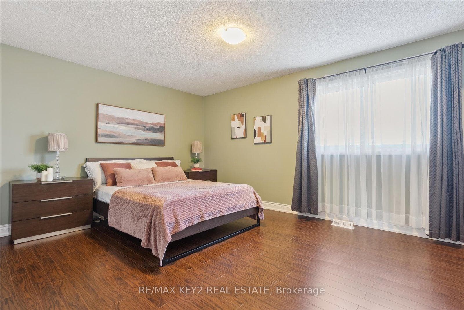 42 Silbury Drive photo 19
