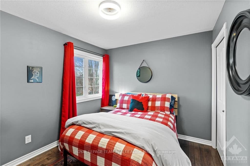 62 CEDAR VALLEY Drive photo 20