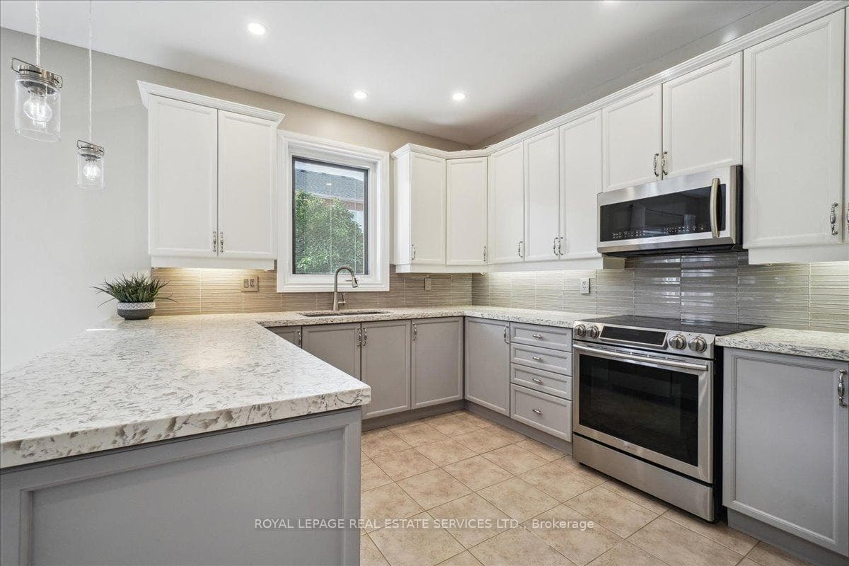 1111 Laidlaw Drive photo 21