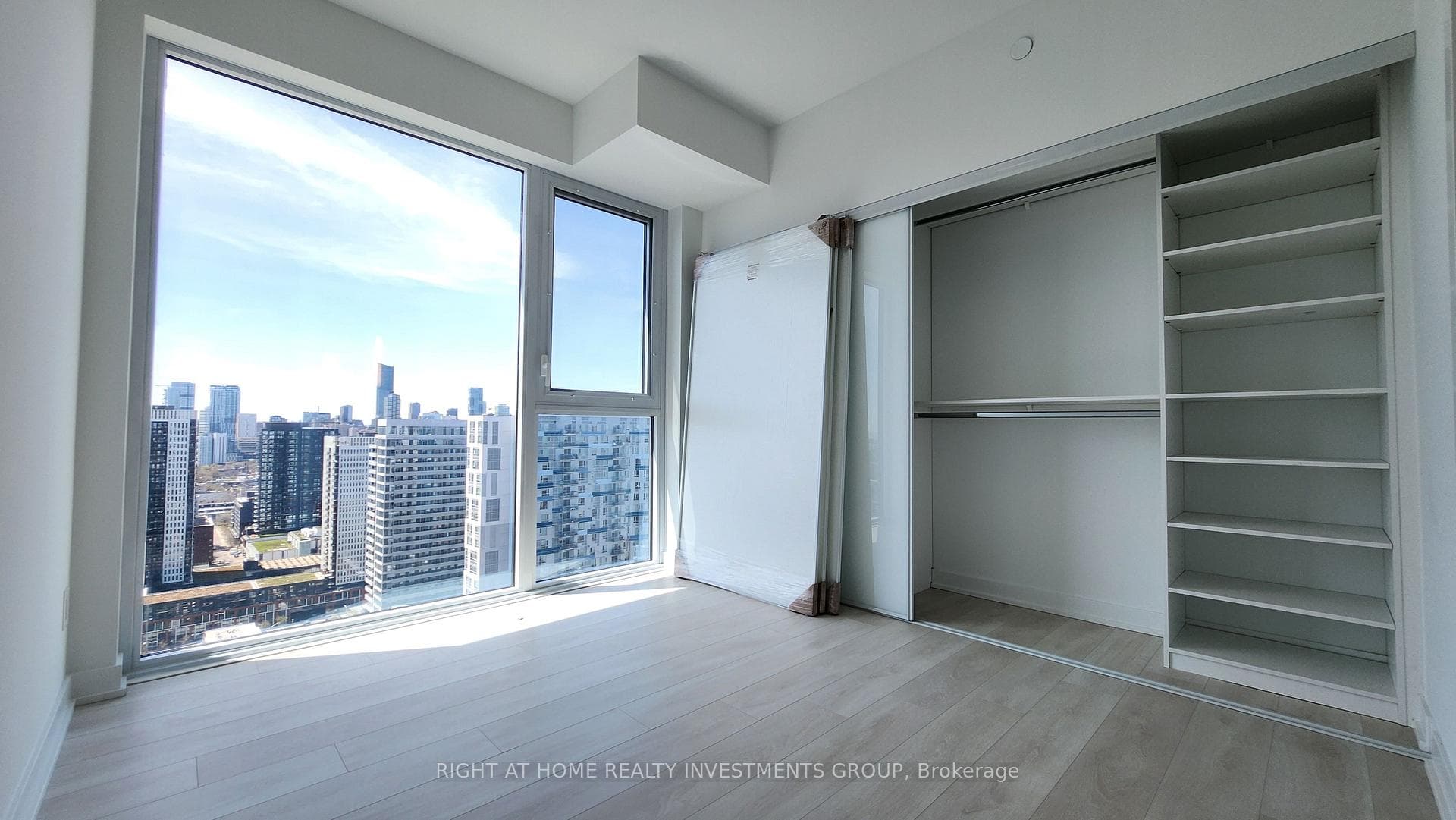 5 Defries Street Unit 2905 photo 16