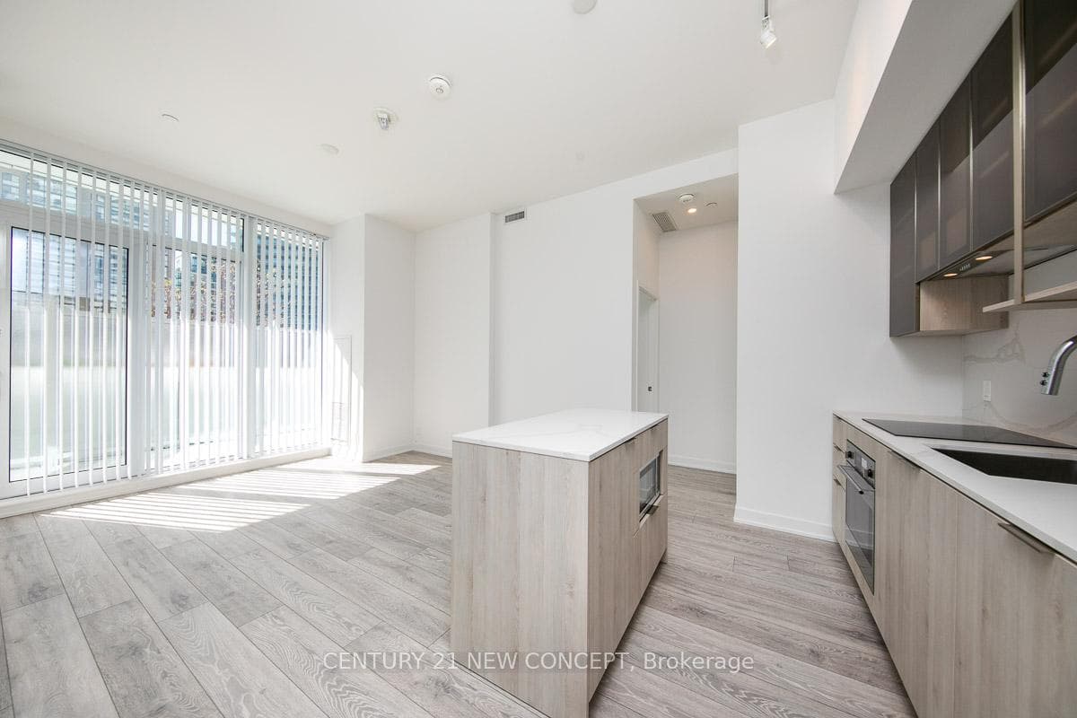 15 Holmes Avenue Unit 403 photo 2