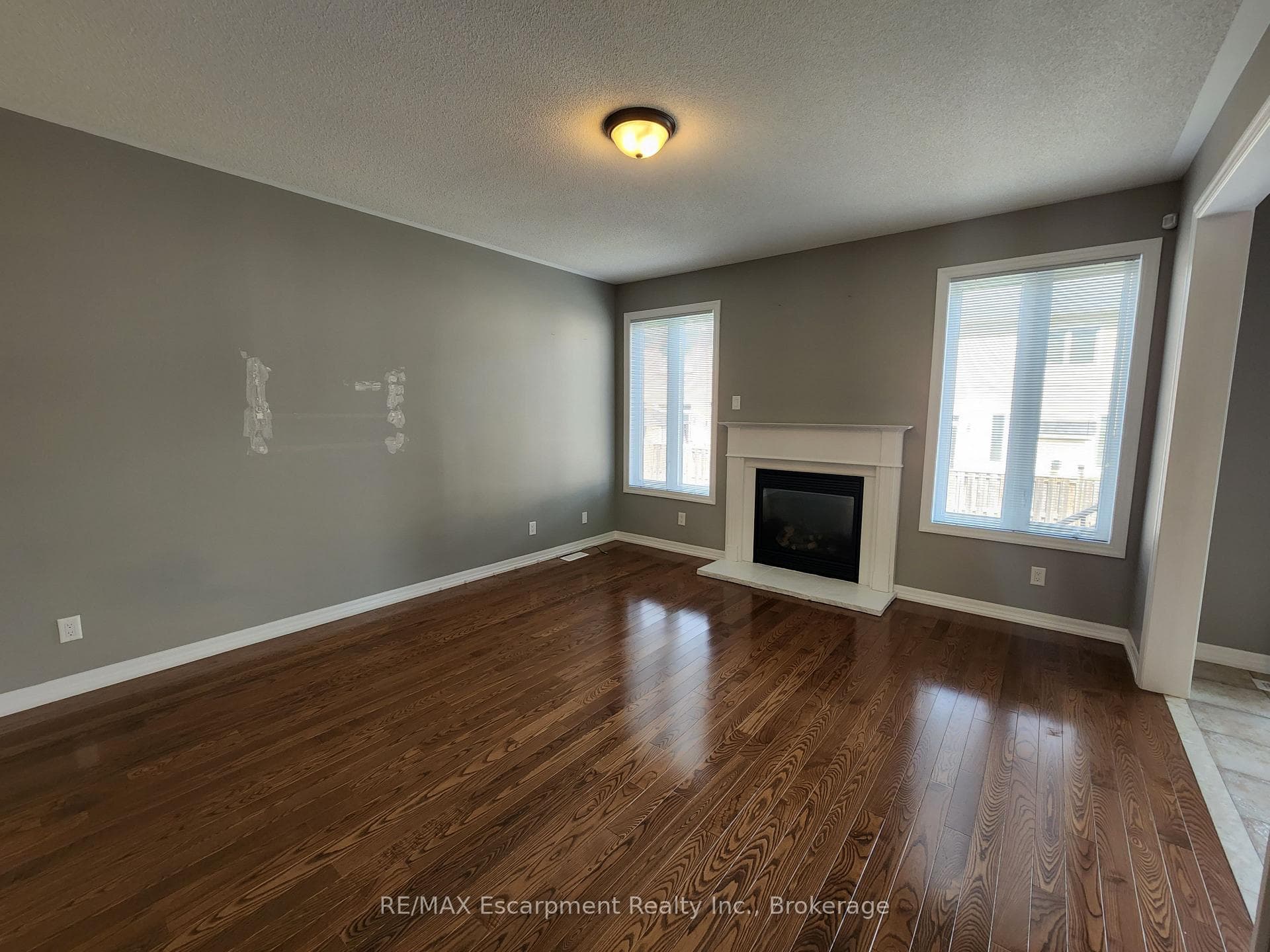113 DONOVAN Heights photo 7