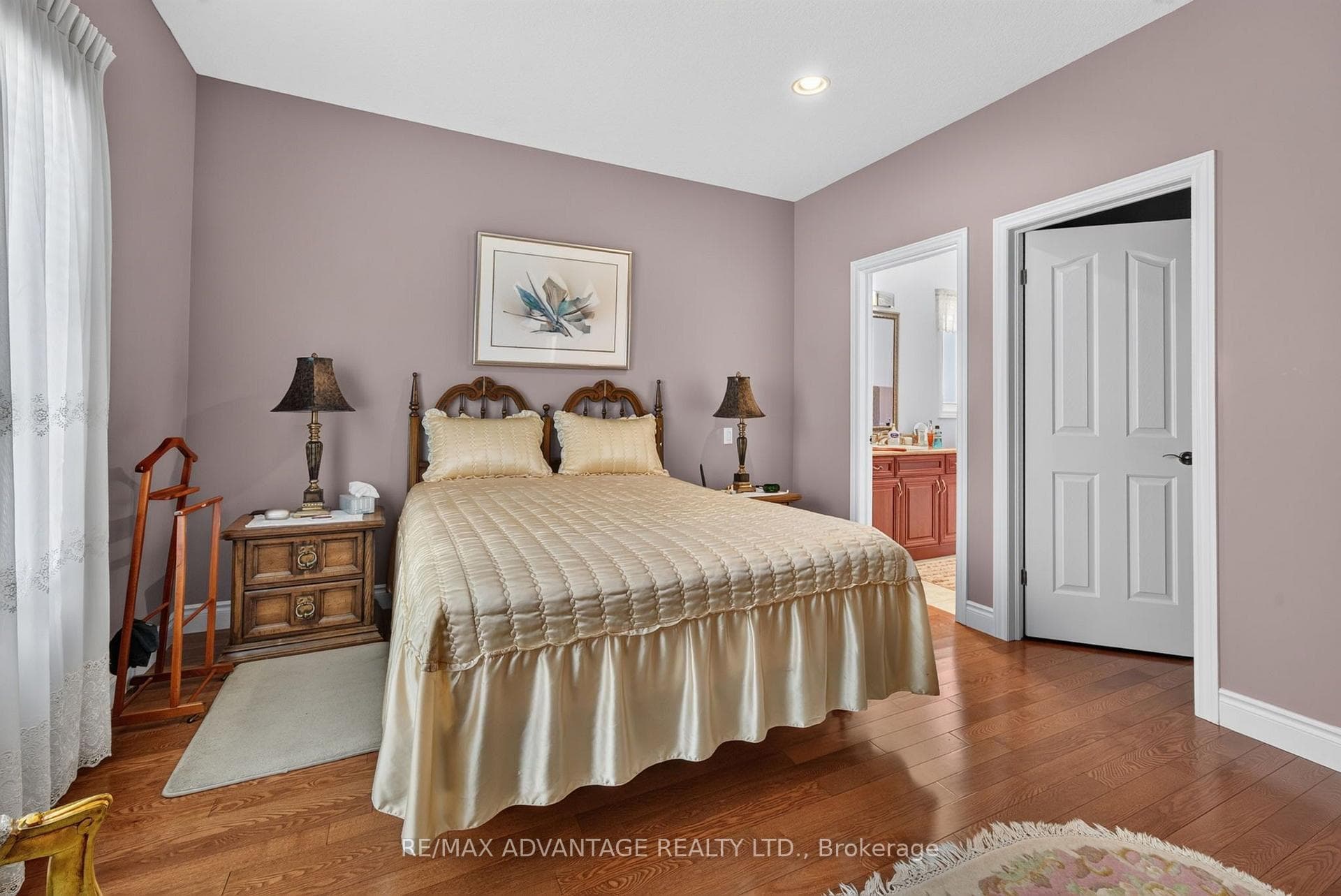 8 Willard Crescent photo 19